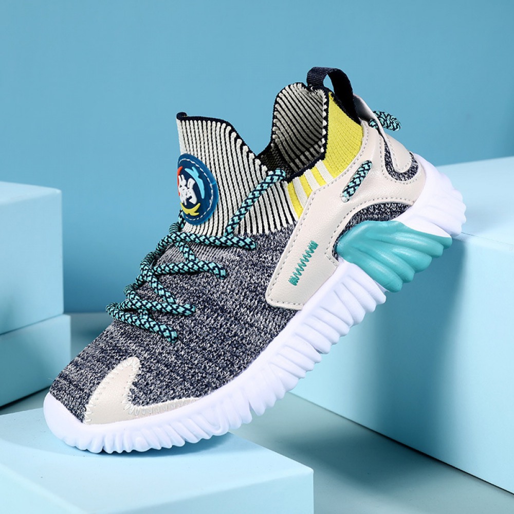 New Fashion Children's Breathable Fly Woven Running Casual Shoes